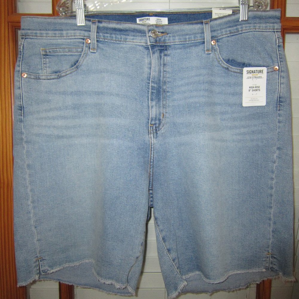 Signature Levi Strauss Bermuda Jeans Shorts Women's 20 Heritage High Rise
